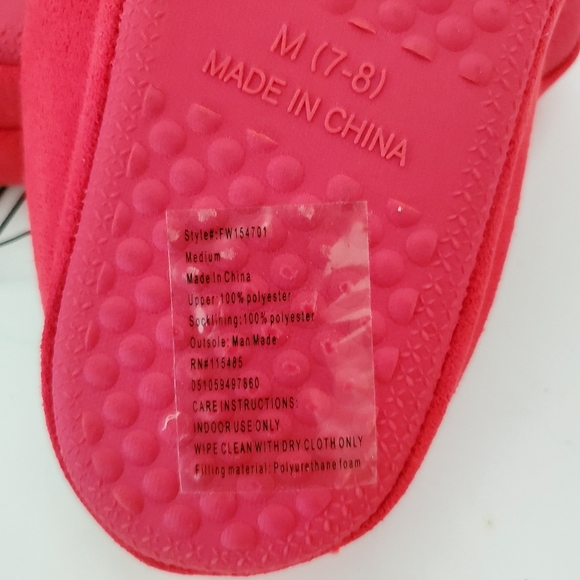 Rest your Soles Red Reindeer Slippers M 7-8 - Picture 4 of 5